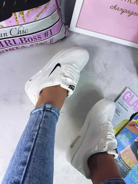 Marina - Nuove scarpe da donna